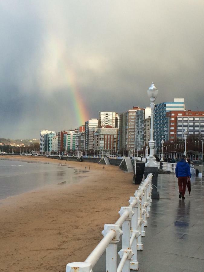 Vivienda En Gijon Frente Al Mar Villa ภายนอก รูปภาพ